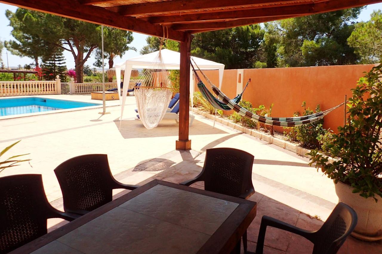 Villa Buganvilla Elche Exteriör bild