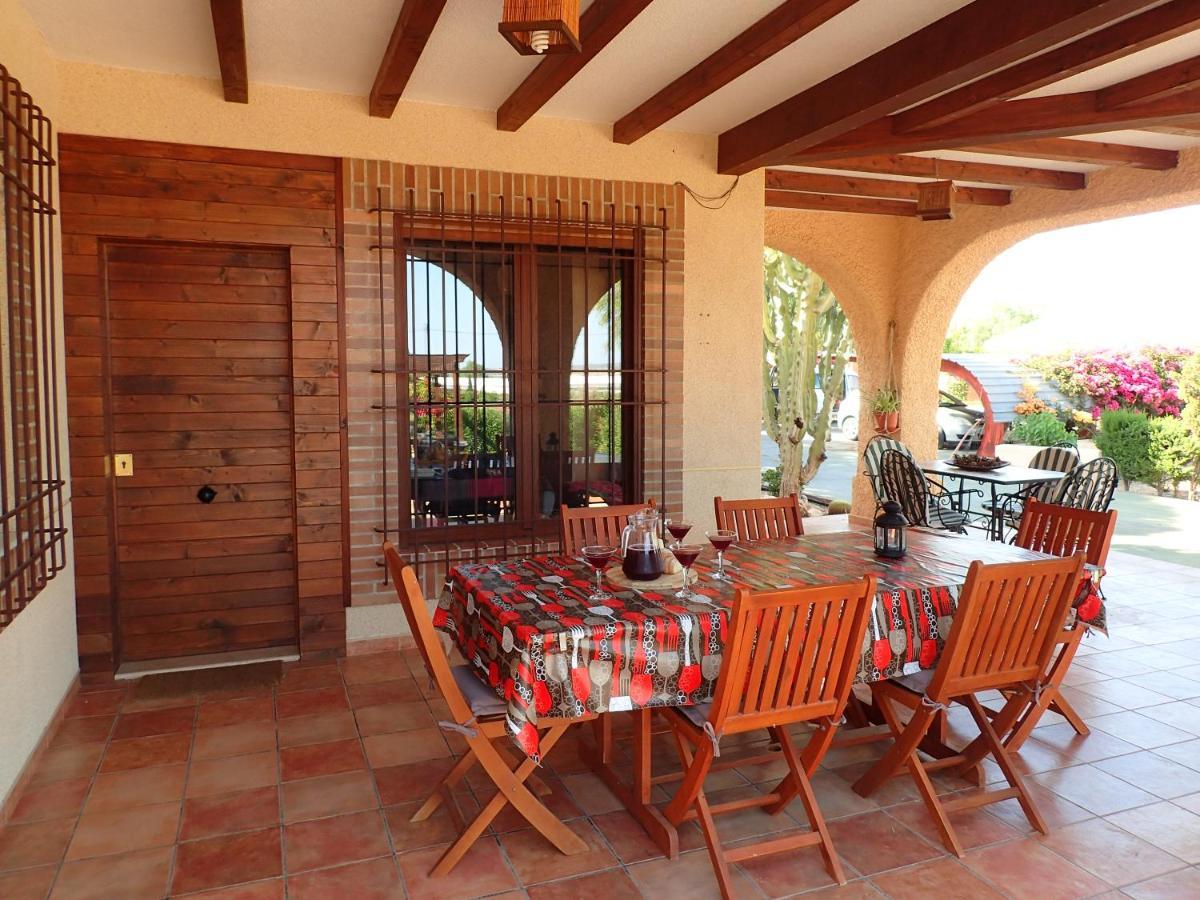 Villa Buganvilla Elche Exteriör bild